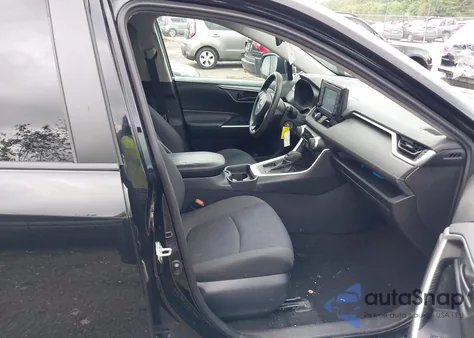 2019 Toyota Rav4 Le z USA, uszkodzony, nr VIN 2T3H1RFV4KW021374